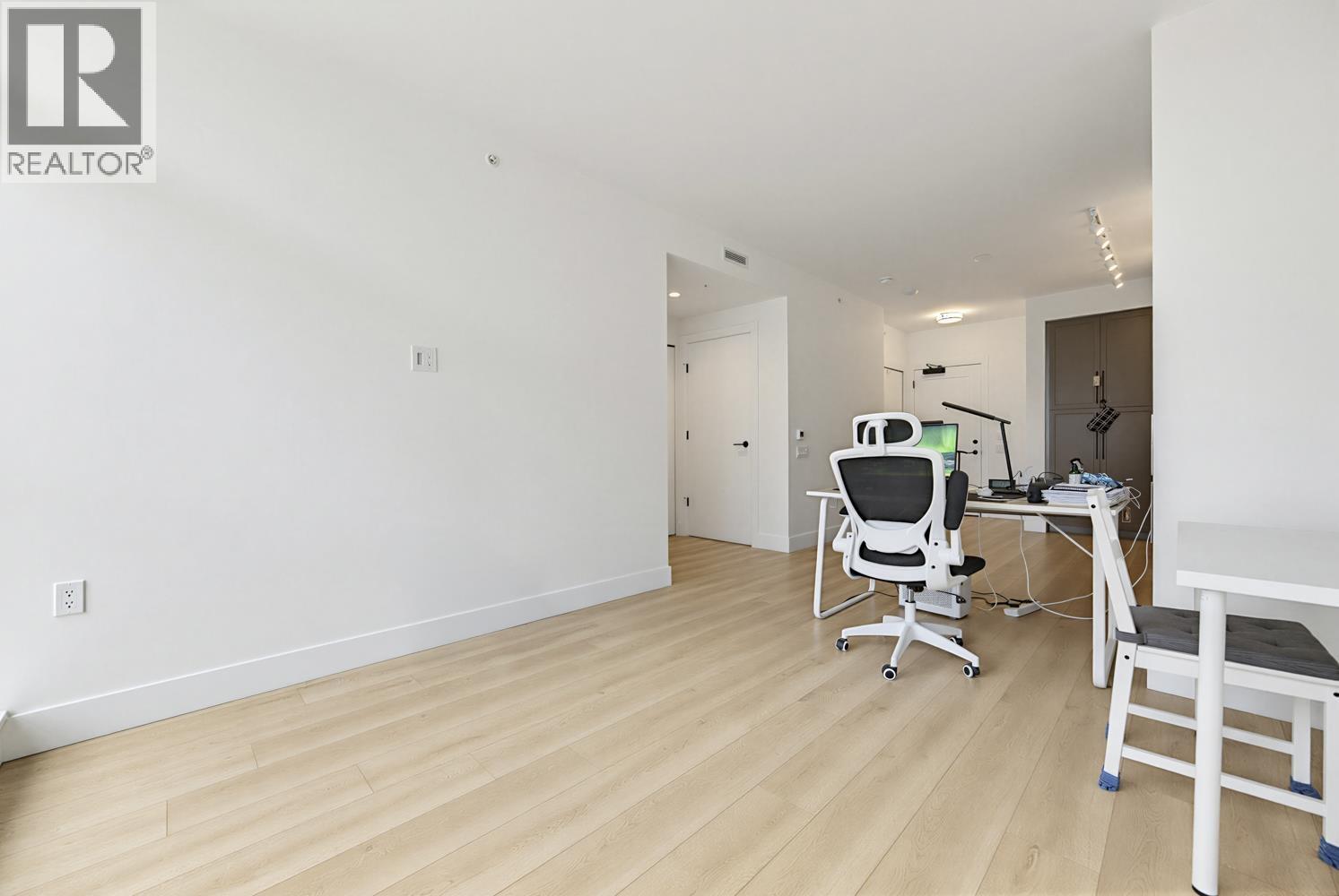 809 8750 University Crescent, Burnaby, British Columbia  V5A 0G9 - Photo 17 - R3132896