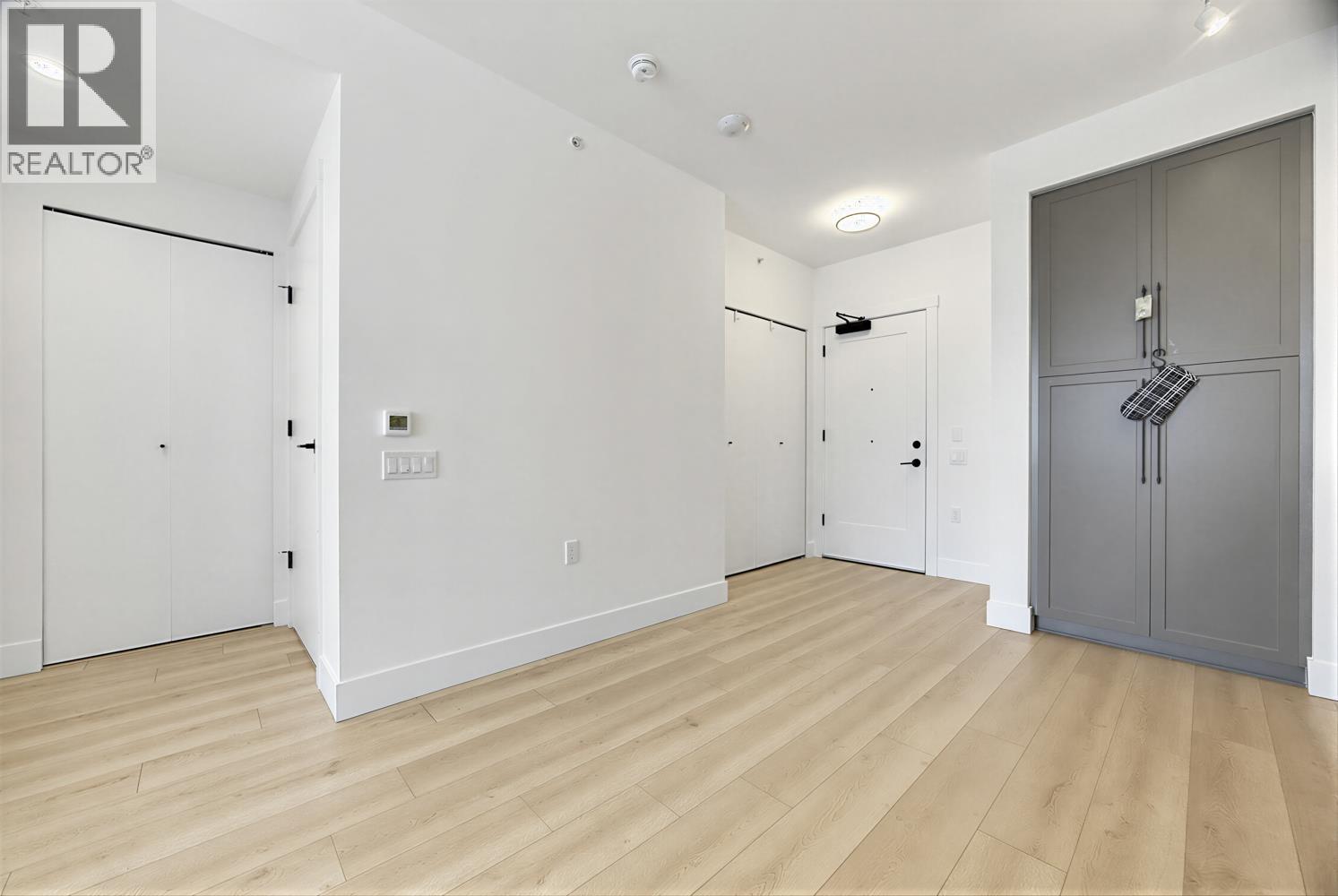 809 8750 University Crescent, Burnaby, British Columbia  V5A 0G9 - Photo 14 - R3132896