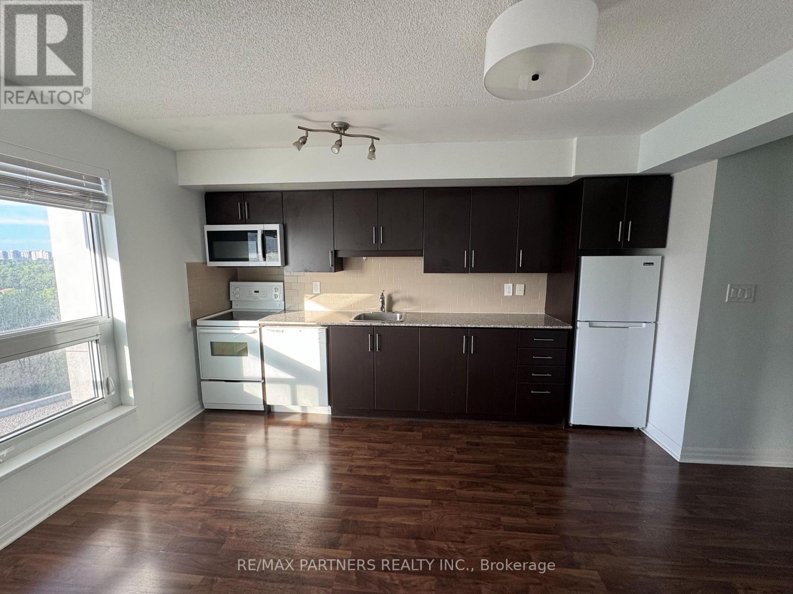 804 - 30 Herons Hill Way, Toronto, Ontario  M2J 0A7 - Photo 5 - C13422276