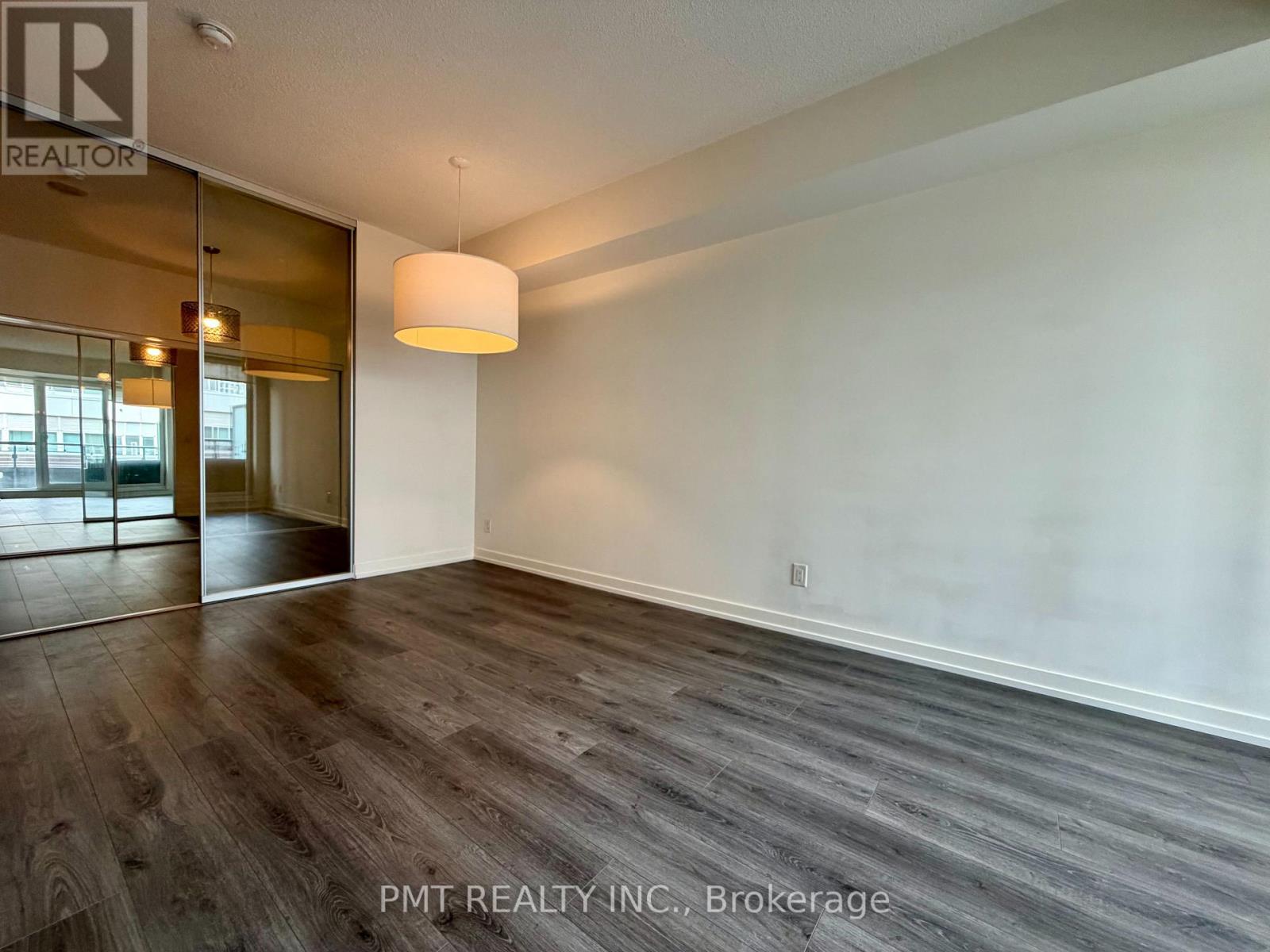 314 - 200 Sackville Street, Toronto, Ontario  M5A 0C4 - Photo 4 - C13422318