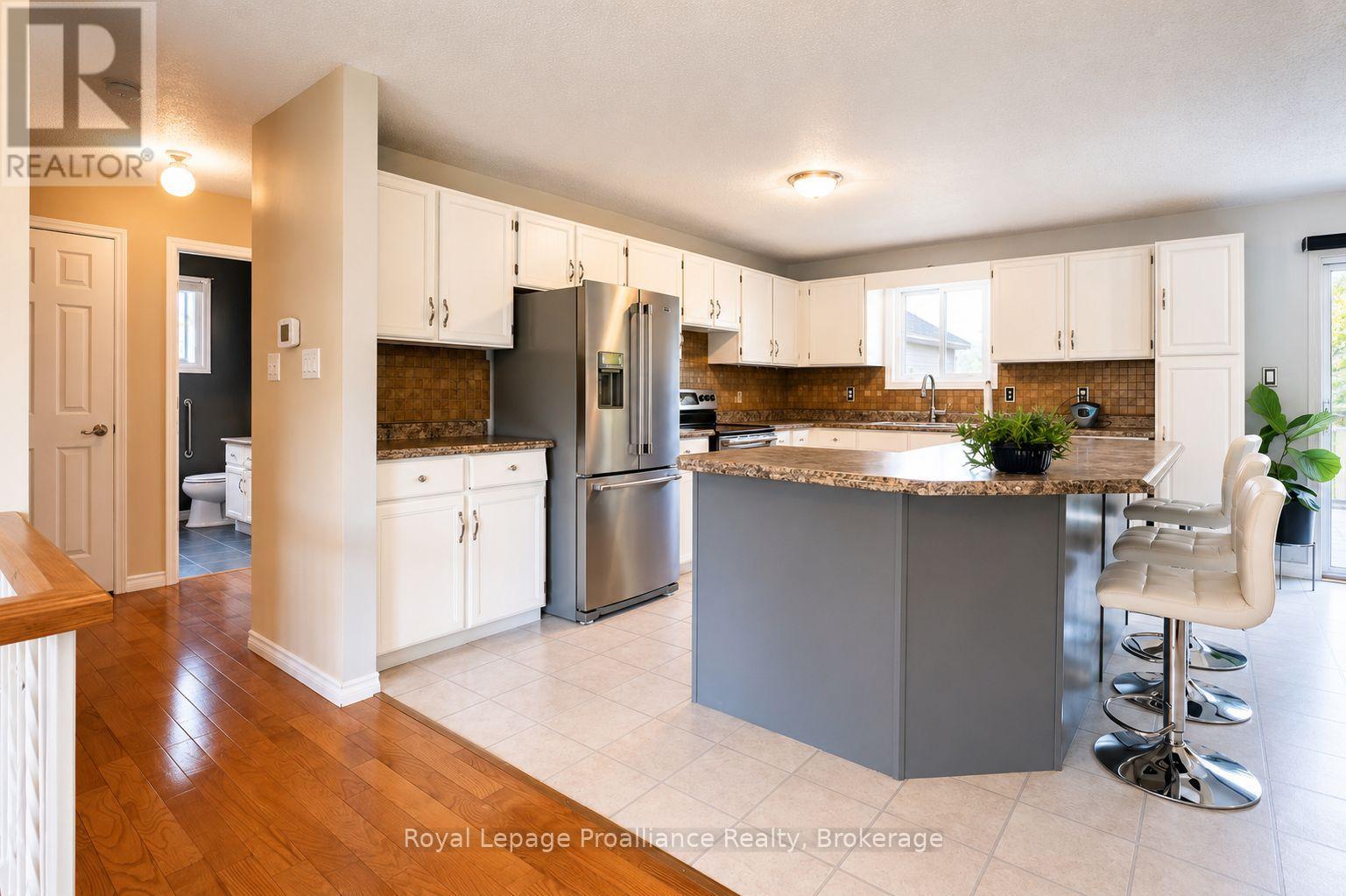 14 Allore Avenue, Quinte West, Ontario  K8V 4W3 - Photo 27 - X13422024