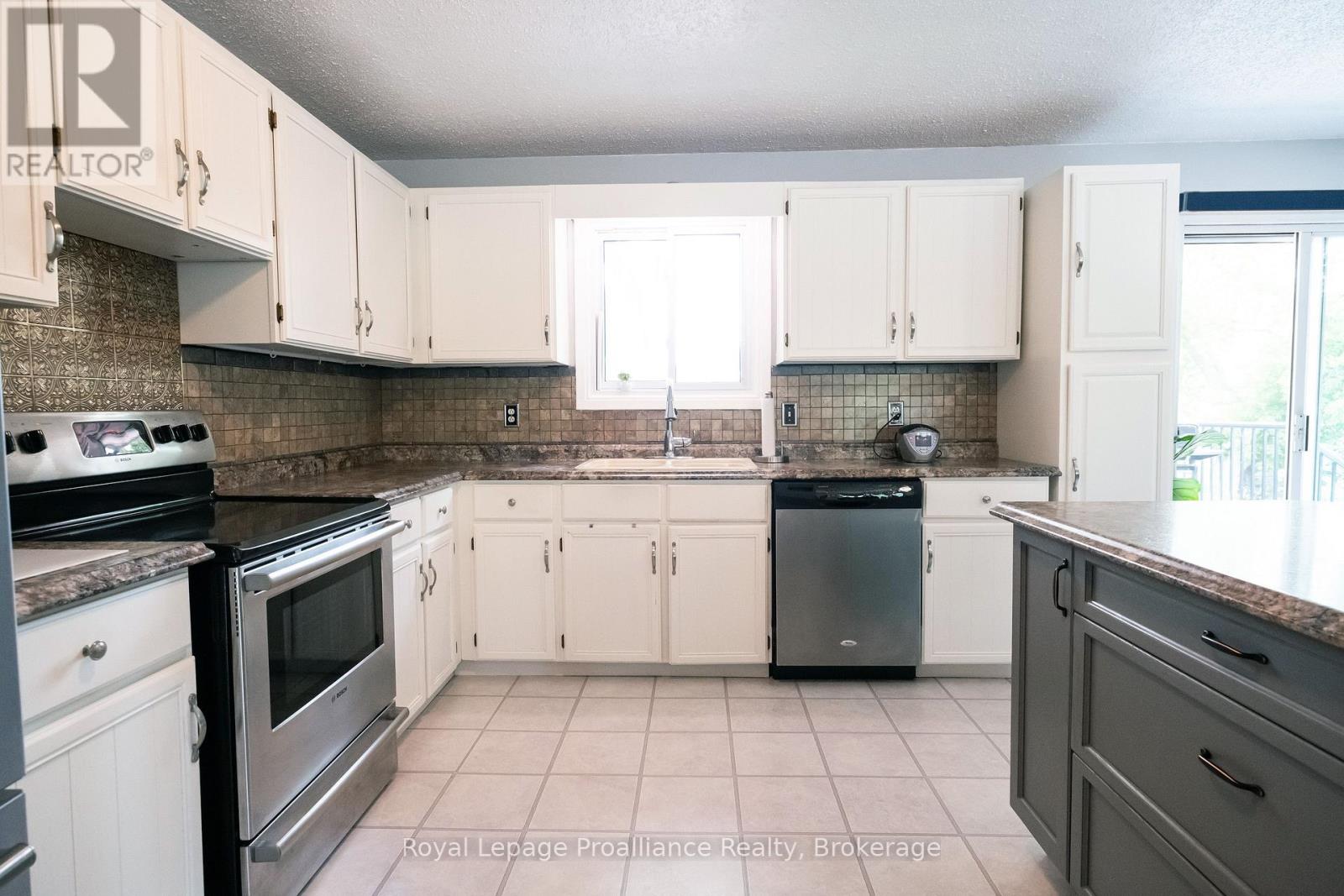 14 Allore Avenue, Quinte West, Ontario  K8V 4W3 - Photo 20 - X13422024