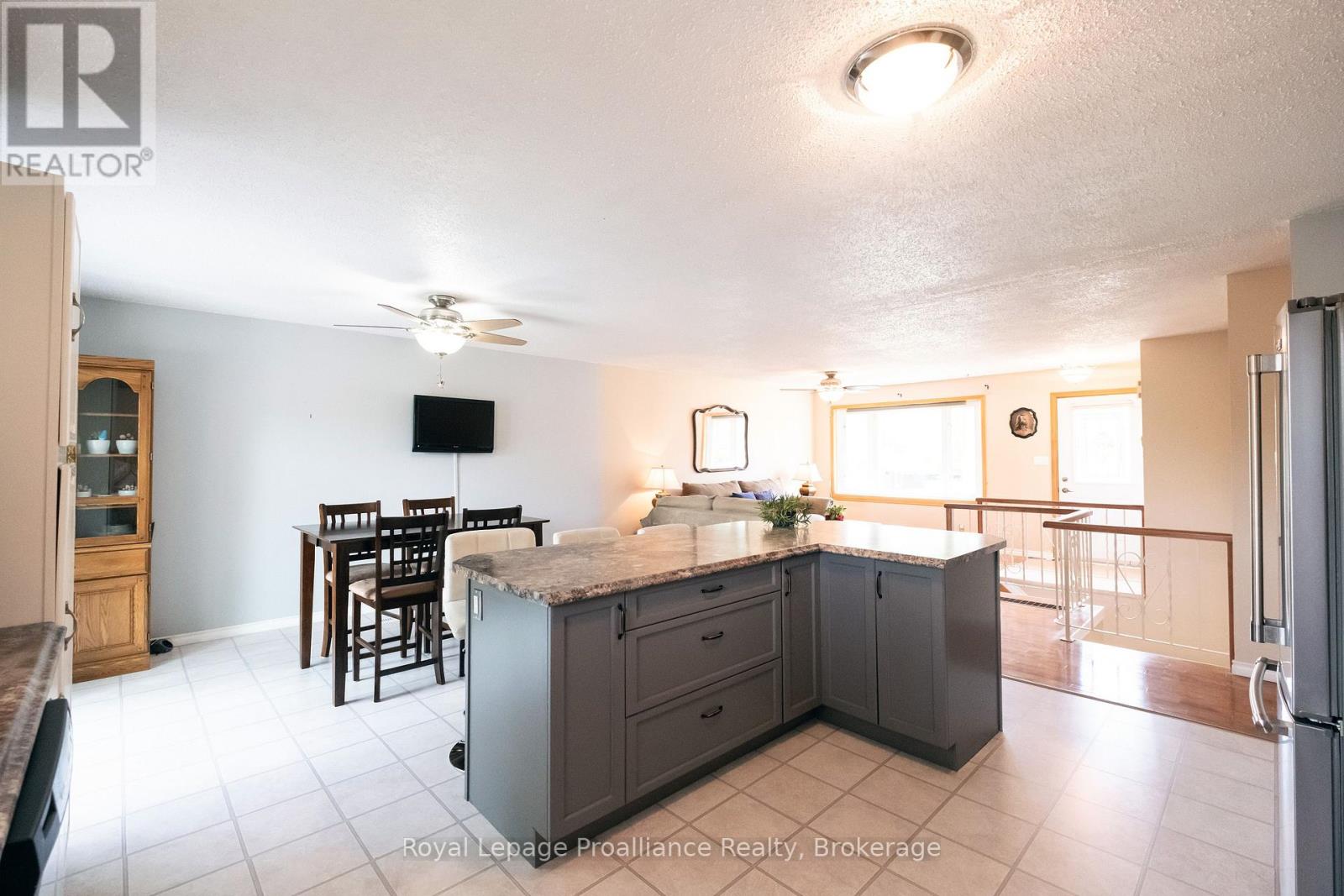 14 Allore Avenue, Quinte West, Ontario  K8V 4W3 - Photo 25 - X13422024