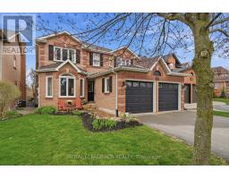 59 DAWLISH AVENUE, Aurora, Ontario