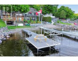 427 MUNDYS BAY ROAD, Midland, Ontario
