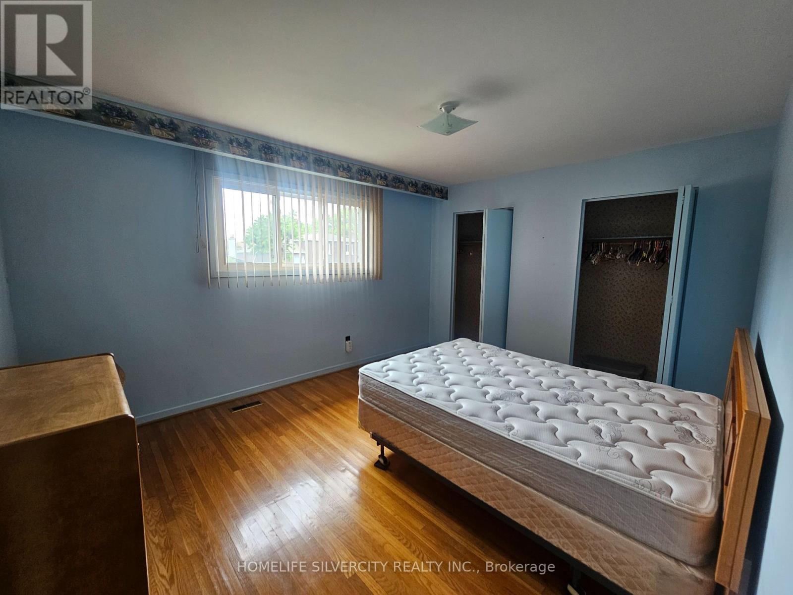 7746 Redstone Road, Mississauga, Ontario  L4T 2B9 - Photo 4 - W13422150