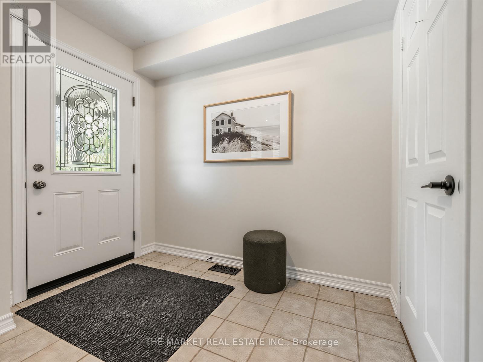 227 Gatwick Drive, Oakville, Ontario  L6H 6T6 - Photo 10 - W13422294