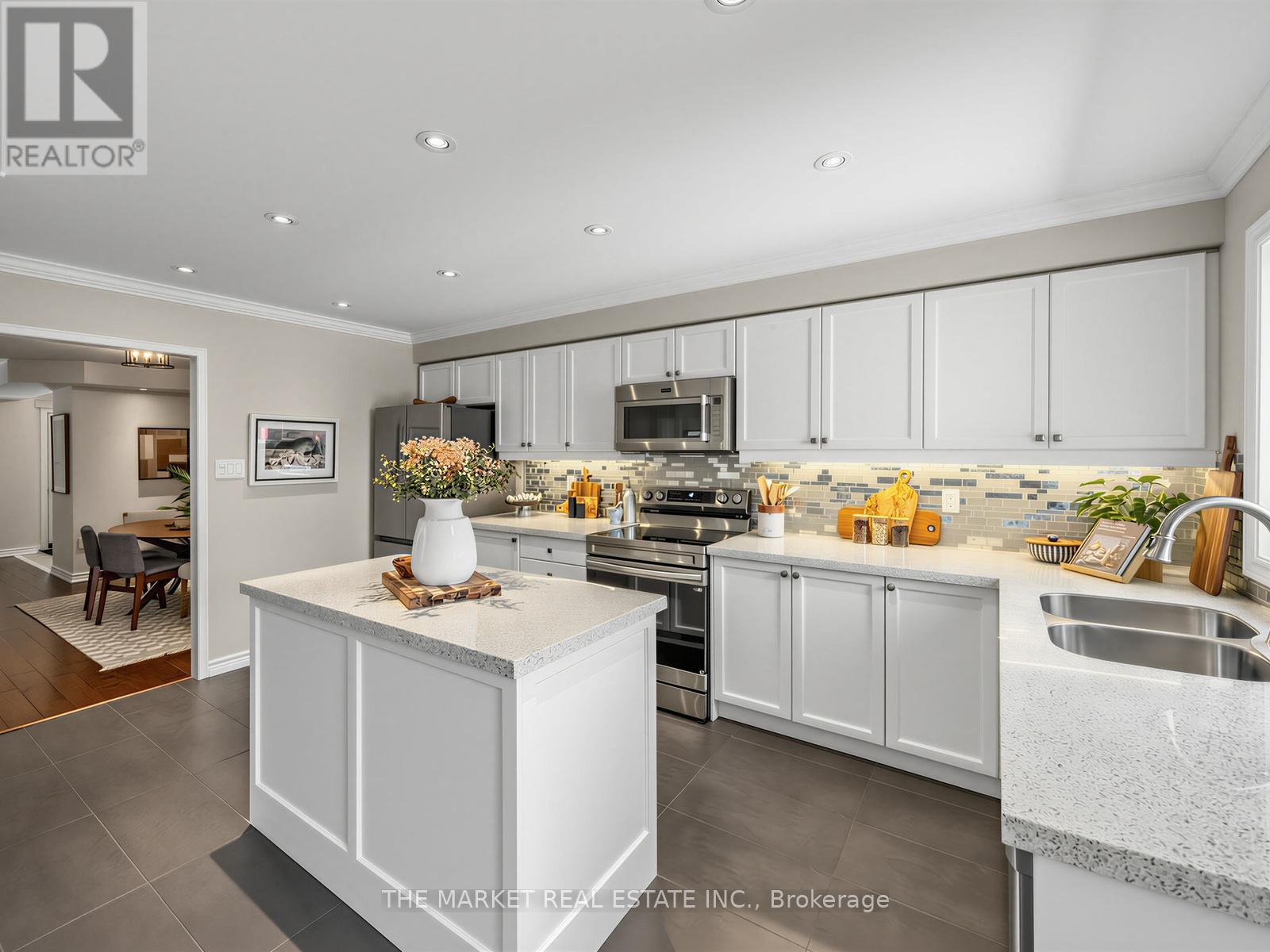 227 Gatwick Drive, Oakville, Ontario  L6H 6T6 - Photo 16 - W13422294