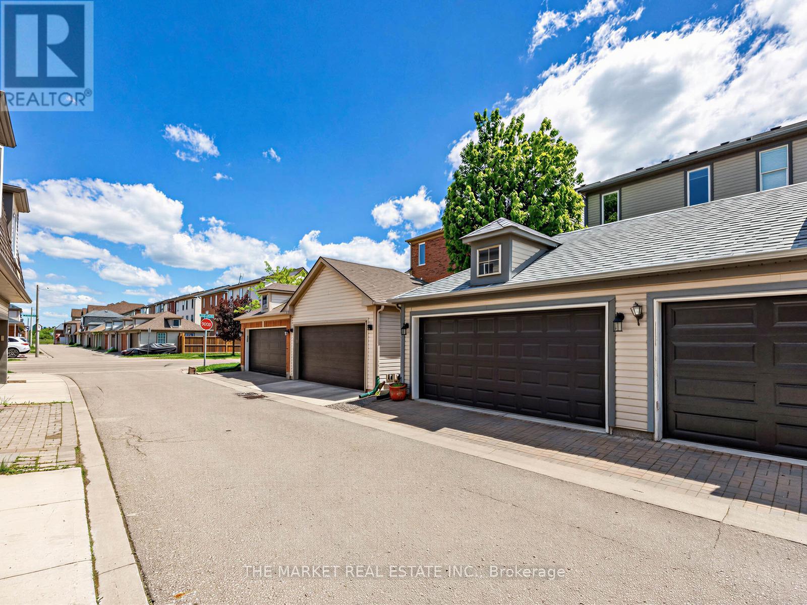 227 Gatwick Drive, Oakville, Ontario  L6H 6T6 - Photo 45 - W13422294