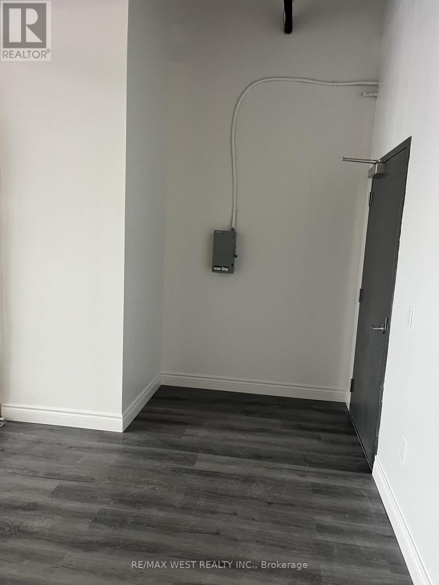 423 - 600 Dixon Road, Toronto, Ontario  M9W 1J1 - Photo 12 - W13422352