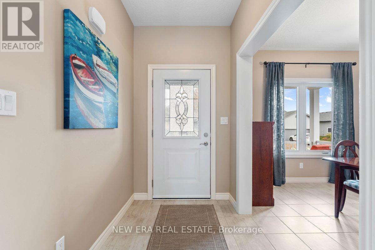 17 Dorchester Drive, Prince Edward County, Ontario  K0K 3L0 - Photo 2 - X13422094