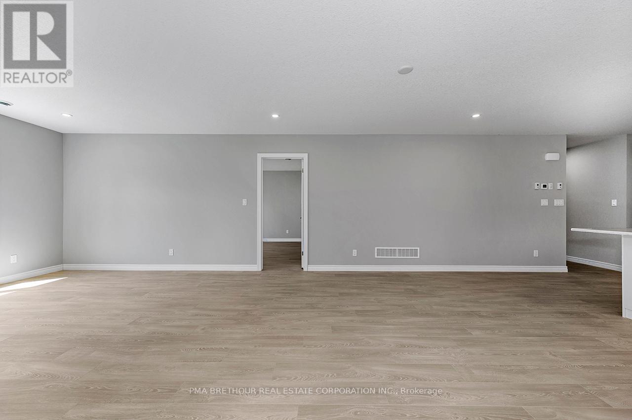 297 Lake Breeze Drive, Ashfield-Colborne-Wawanosh, Ontario  N7A 0C6 - Photo 27 - X13422174