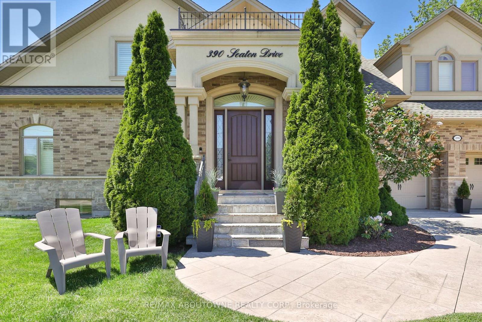 390 Seaton Drive, Oakville, Ontario  L6L 3Y2 - Photo 2 - W13126692