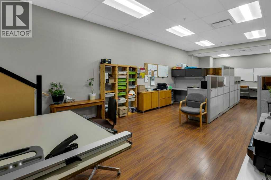 215, 2914 Kingsview Boulevard SE, Airdrie, Alberta  T4A 0E1 - Photo 10 - A2316674