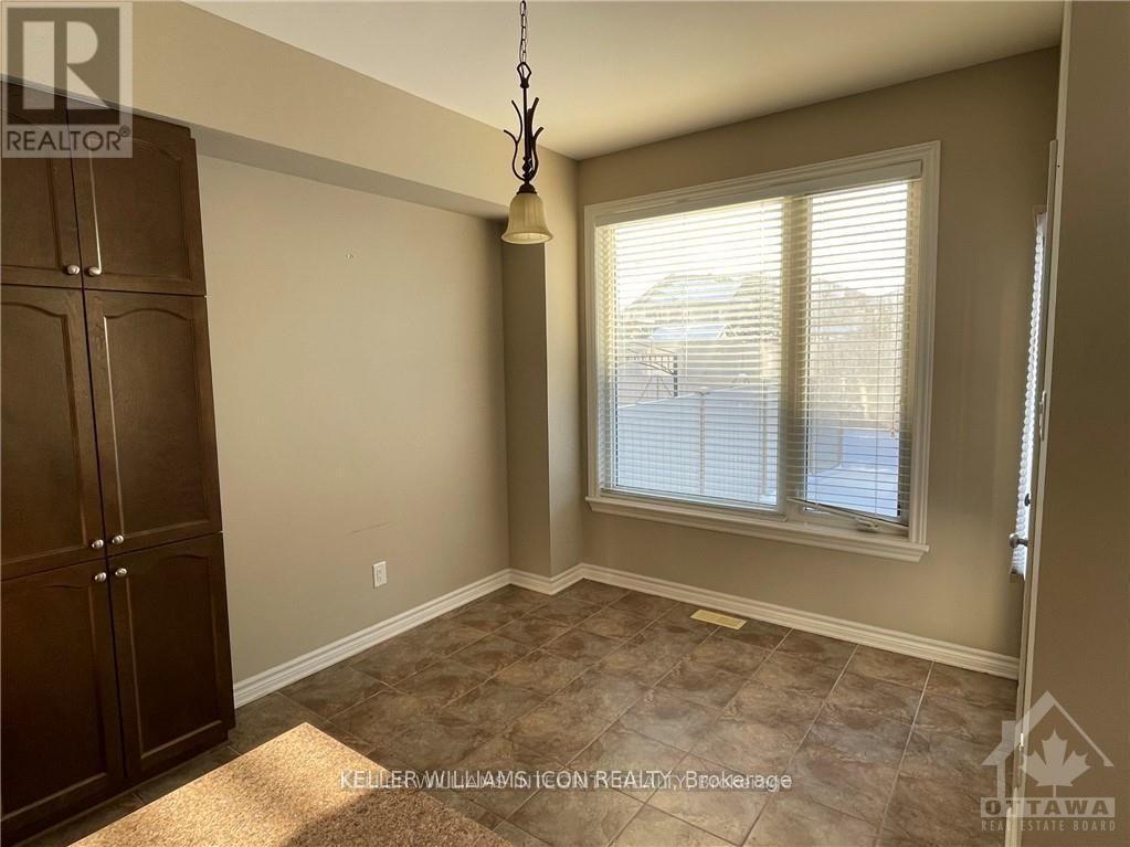 957 Fletcher Circle, Ottawa, Ontario K2T 0B9 - Photo 4 - X13422422