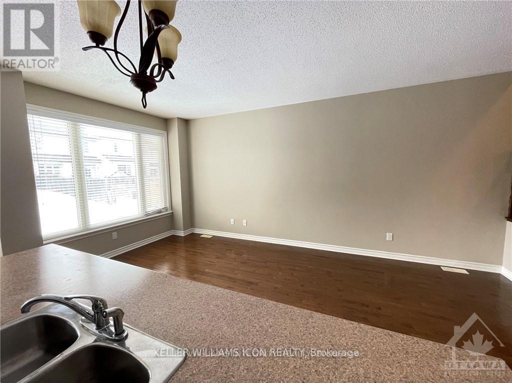 957 Fletcher Circle, Ottawa, Ontario K2T 0B9 - Photo 6 - X13422422