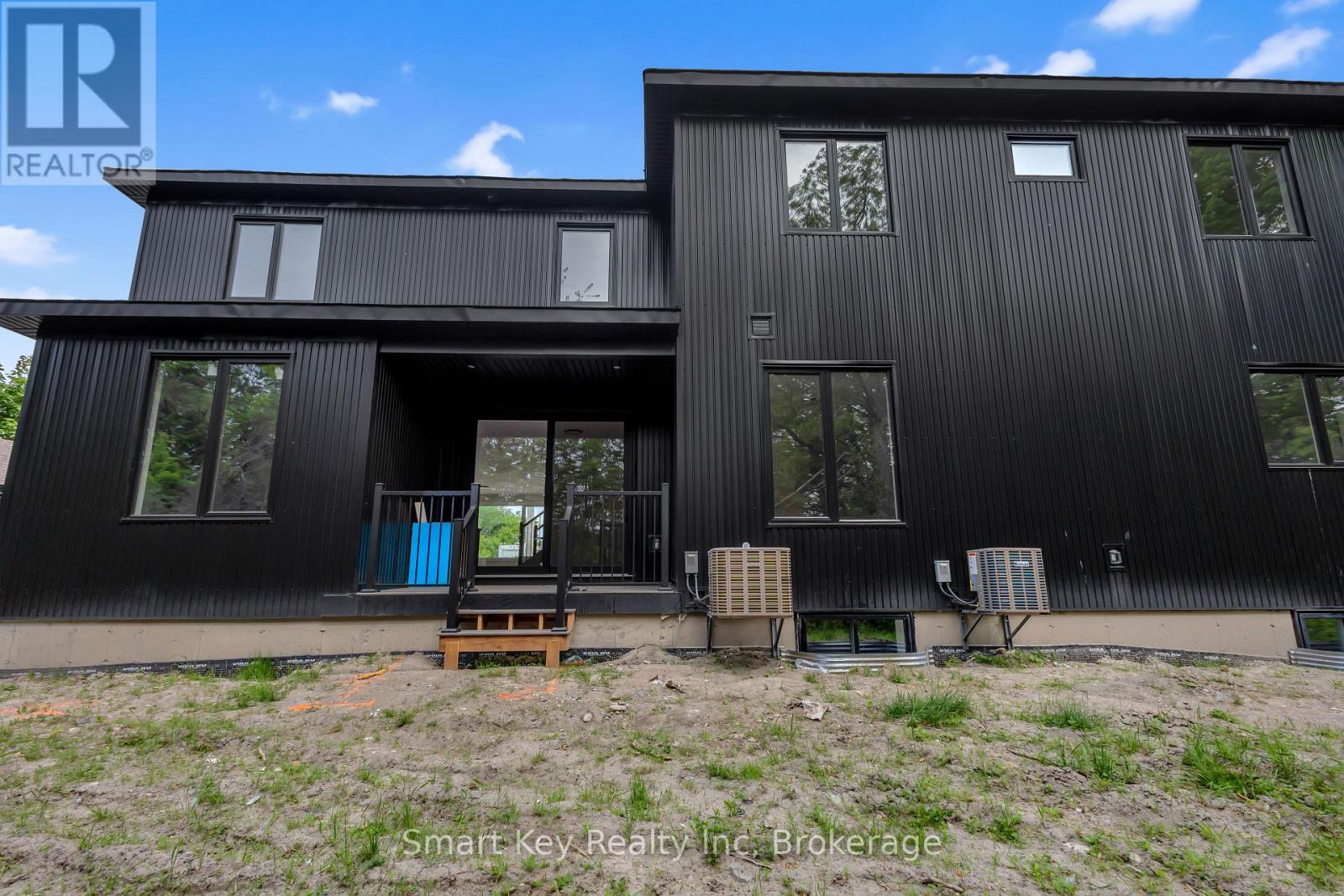 125 Brae Crescent, Ottawa, Ontario K2S 1P1 - Photo 3 - X13422568