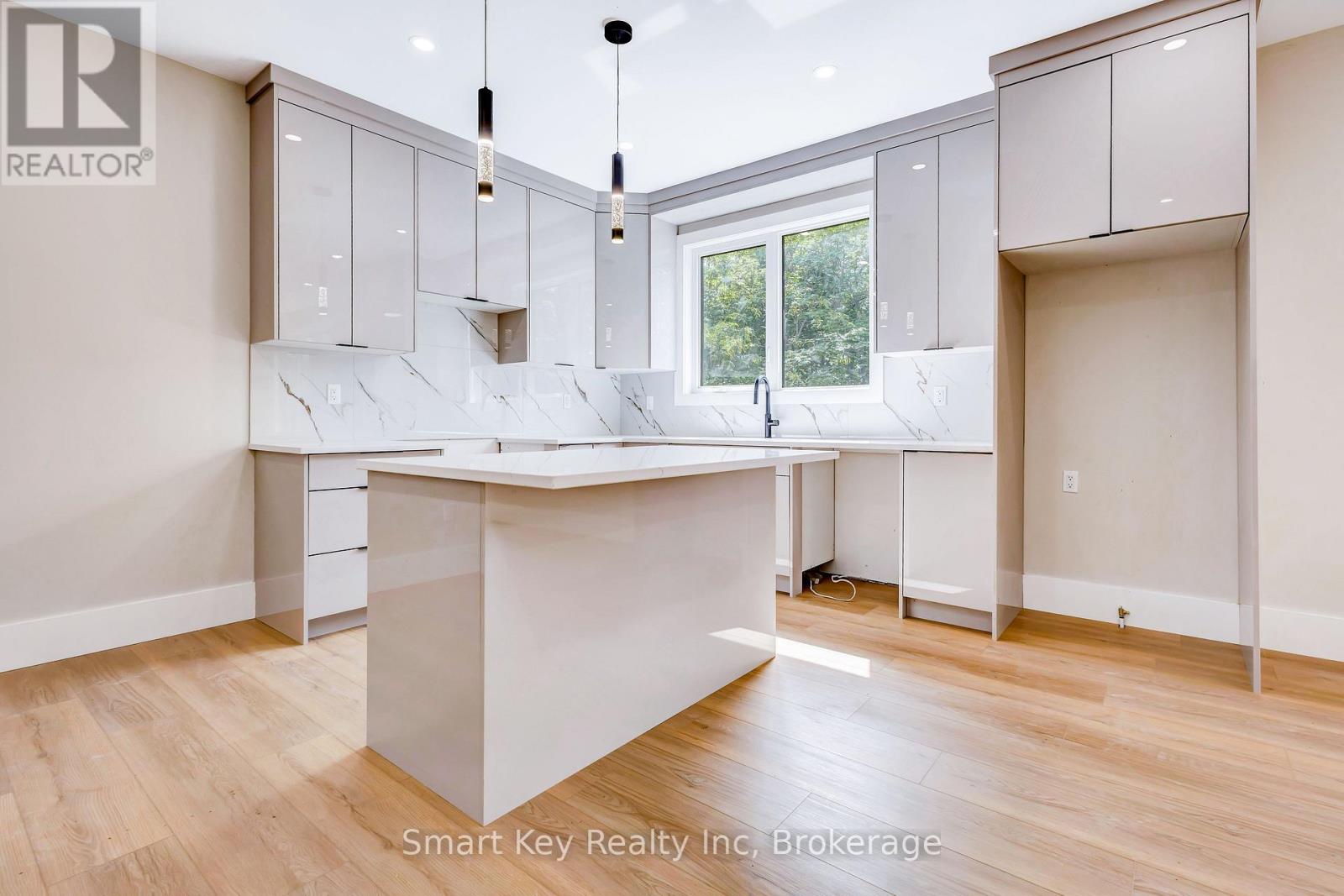 B - 125 Brae Crescent, Ottawa, Ontario K2S 1P1 - Photo 5 - X13422588