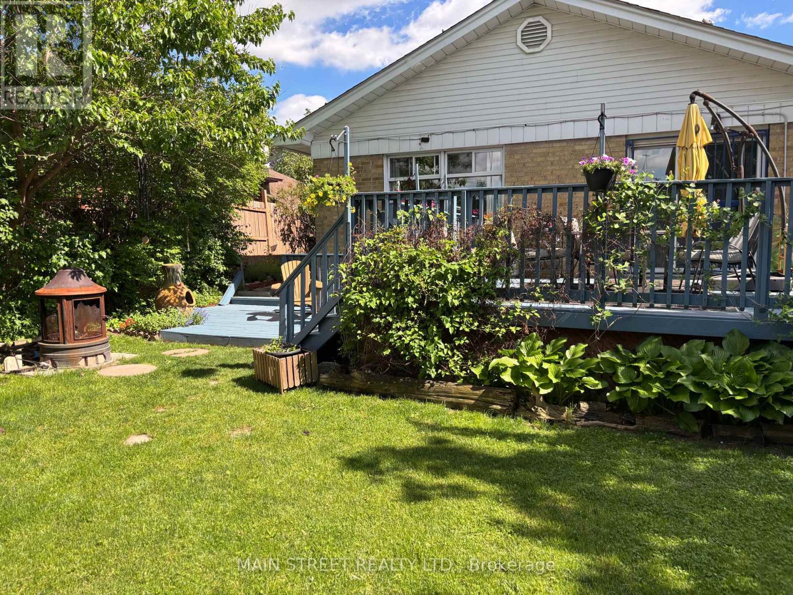 14 Westhampton Drive, Toronto, Ontario  M9R 1X6 - Photo 47 - W13094038