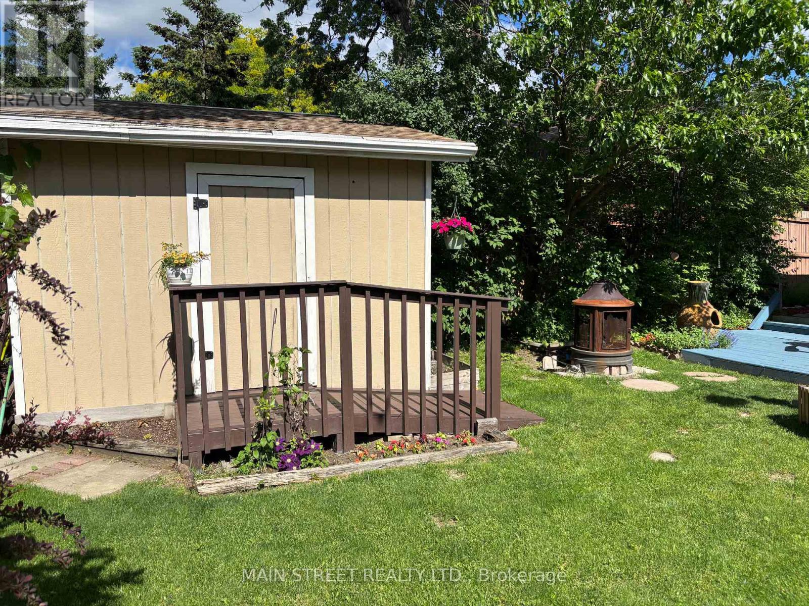 14 Westhampton Drive, Toronto, Ontario  M9R 1X6 - Photo 48 - W13094038