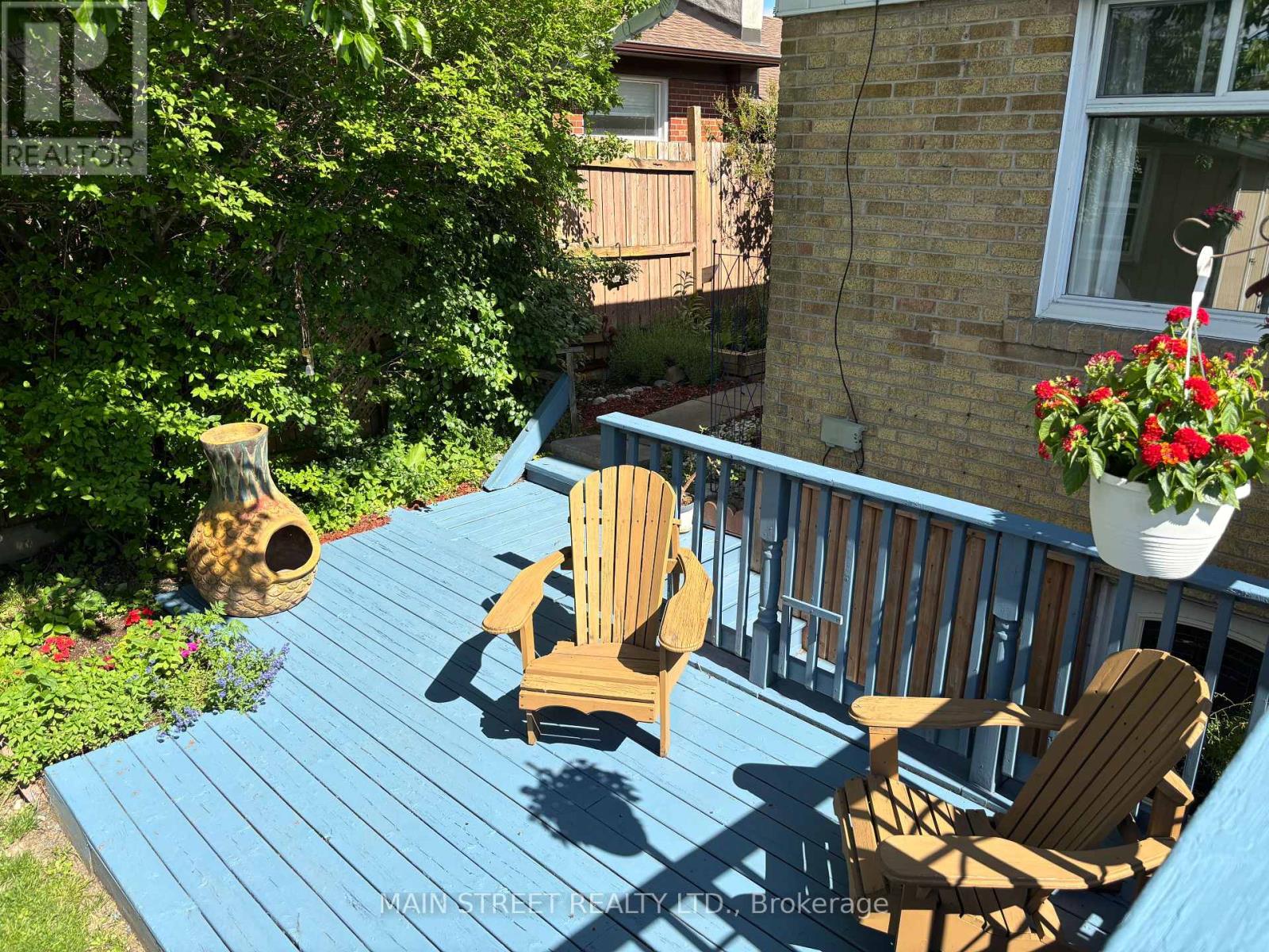 14 Westhampton Drive, Toronto, Ontario  M9R 1X6 - Photo 43 - W13094038