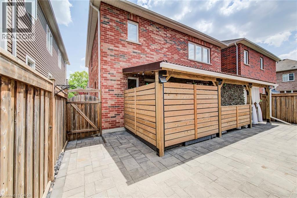 231 Falling Green Crescent, Kitchener, Ontario  N2R 0G1 - Photo 47 - 40838245