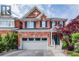 231 FALLING GREEN Crescent, Kitchener, Ontario