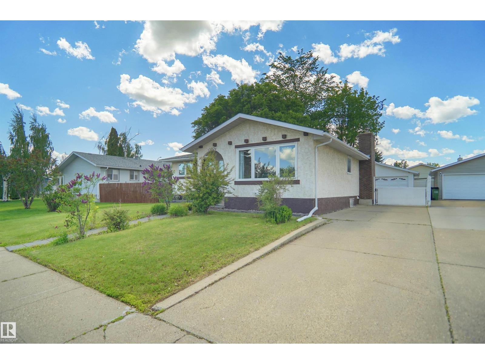 13524 26 St NW, Edmonton, Alberta  T5A 3W1 - Photo 3 - E4492650