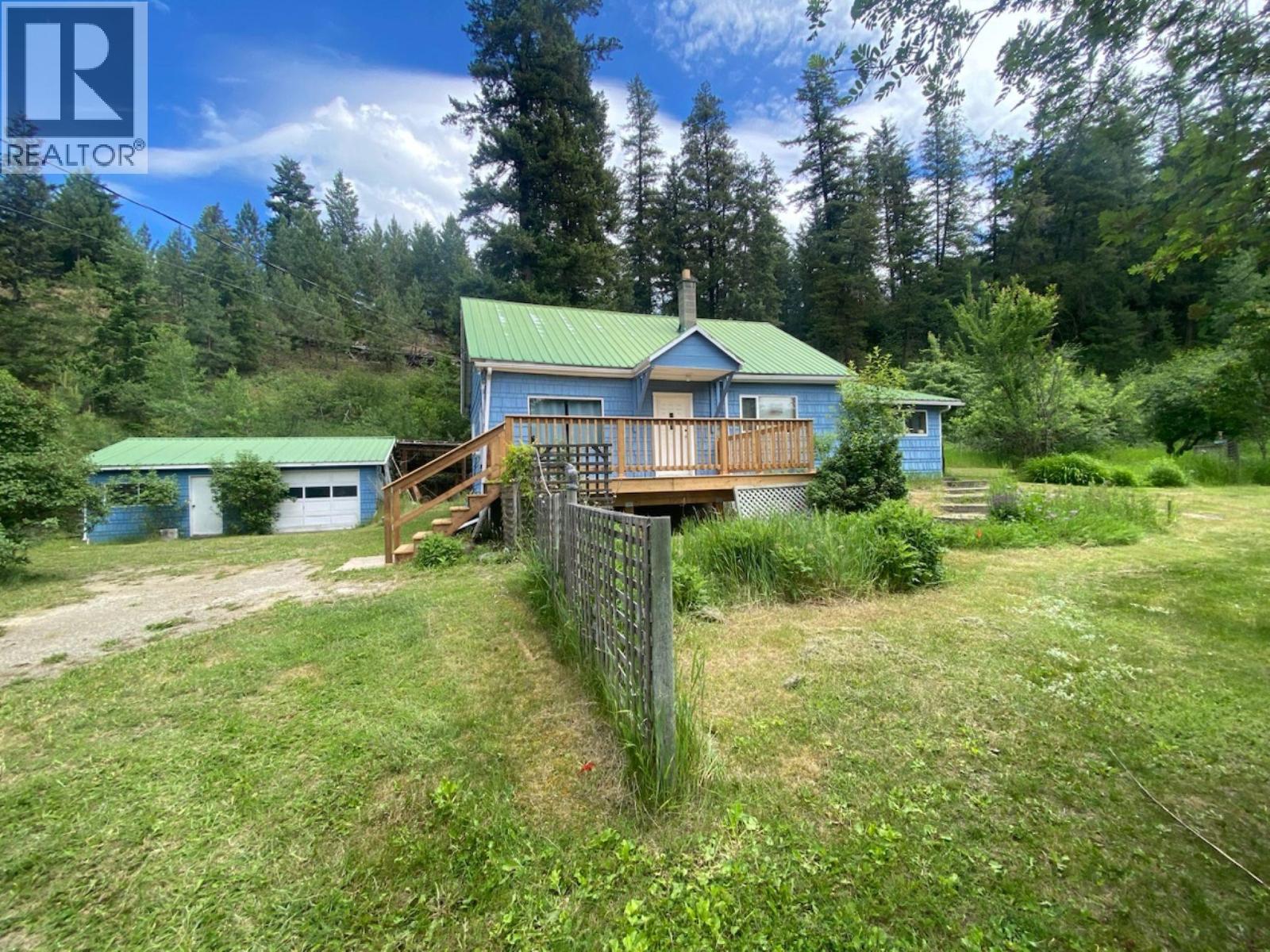 4392 Barriere Town Road, Barriere, British Columbia