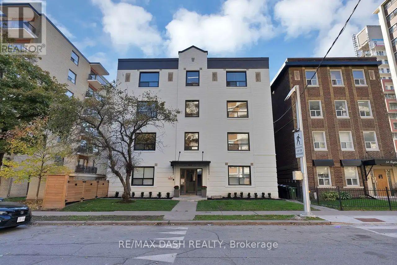 5 - 50 Raglan Avenue, Toronto, Ontario  M6C 2L1 - Photo 3 - C13422442