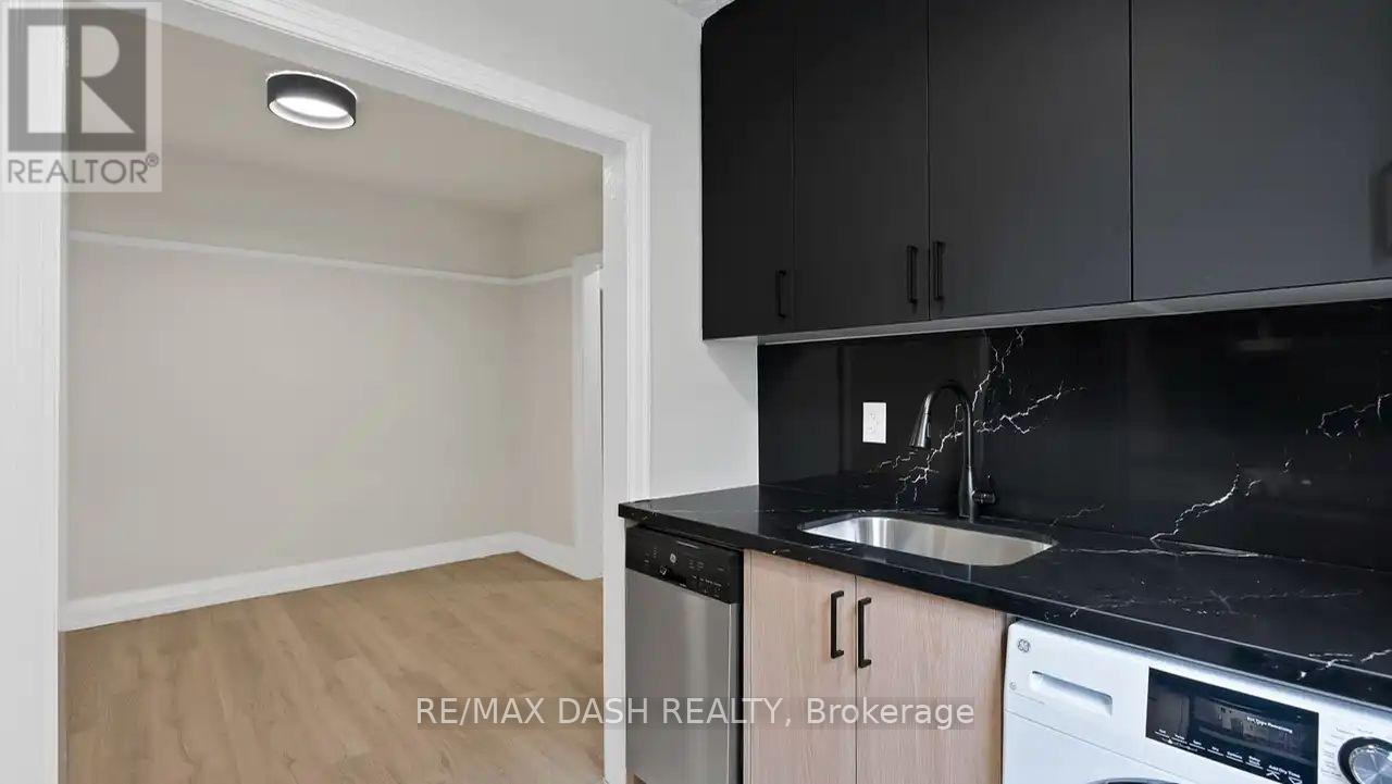 5 - 50 Raglan Avenue, Toronto, Ontario  M6C 2L1 - Photo 34 - C13422442