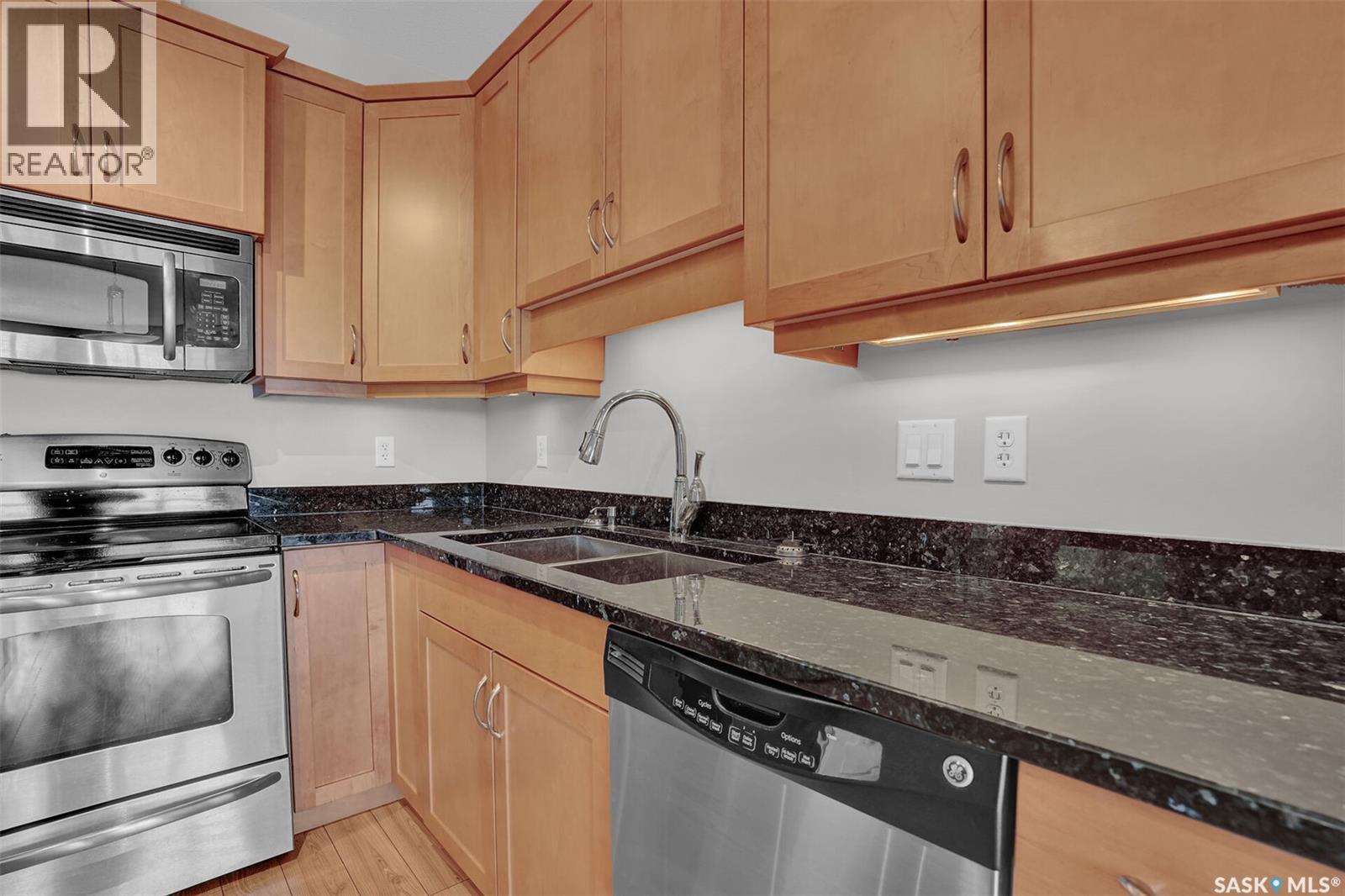 304 2150 Heseltine Road, Regina, Saskatchewan  S4V 1L1 - Photo 7 - SK038803