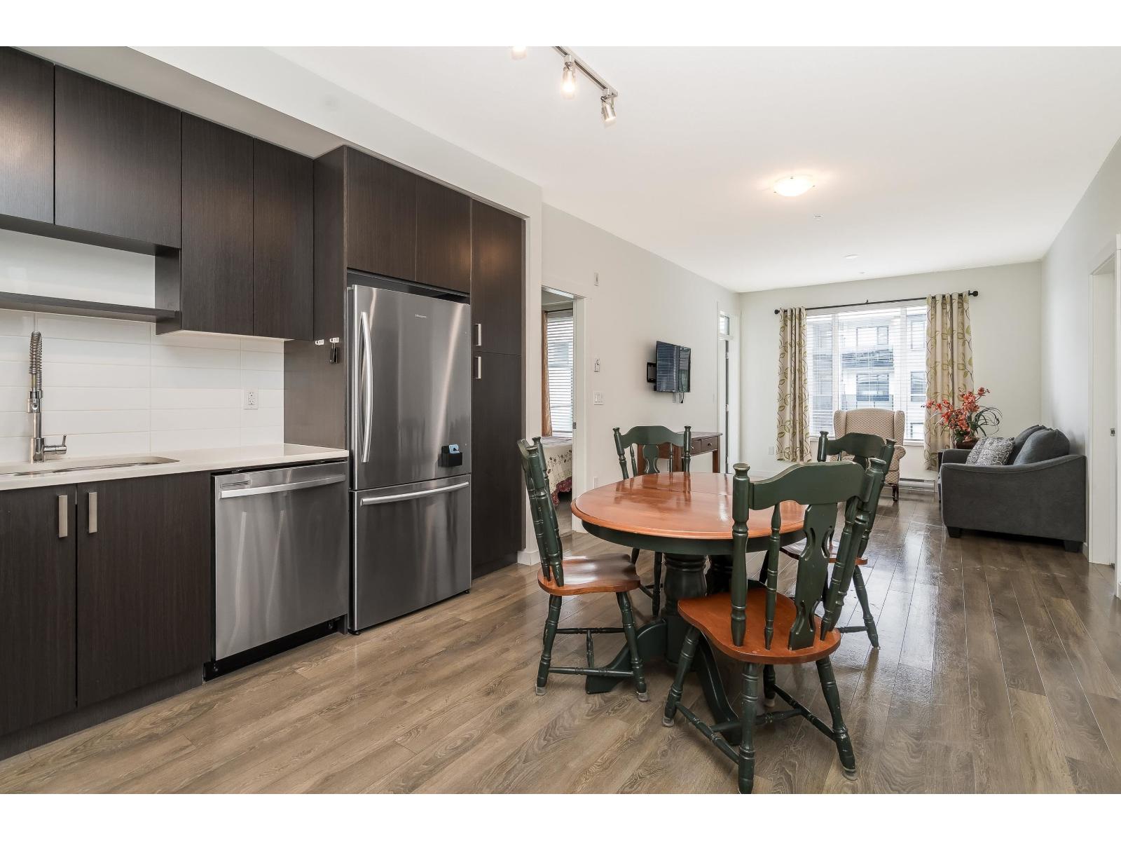 405 15835 85 Avenue, Surrey, British Columbia  V4N 6W6 - Photo 6 - R3133525