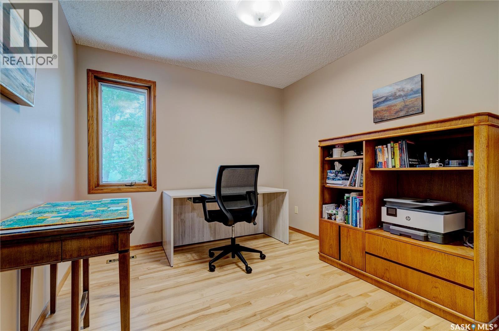 214 Par Place N, Regina, Saskatchewan  S4Y 1H3 - Photo 21 - SK038842