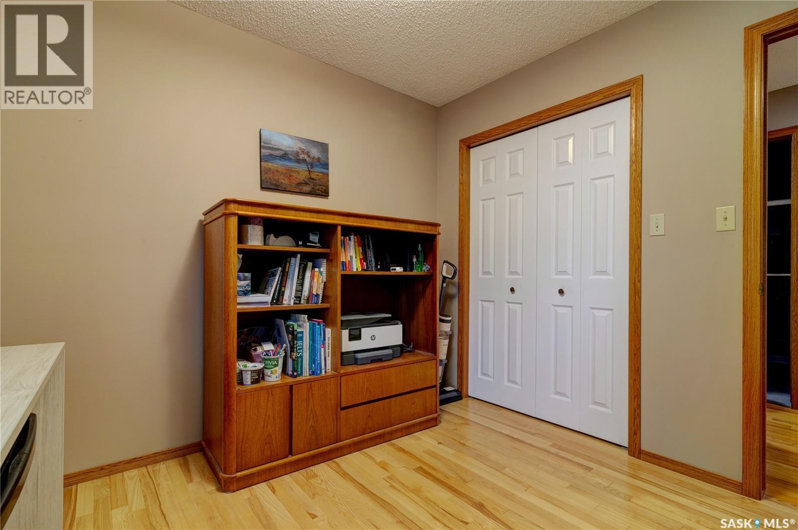 214 Par Place N, Regina, Saskatchewan  S4Y 1H3 - Photo 22 - SK038842