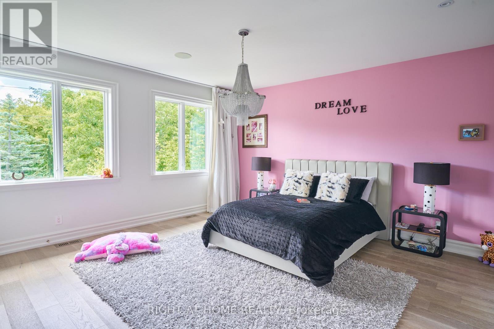 1305 Royal York Road, Toronto, Ontario  M9A 5E6 - Photo 24 - W13422460