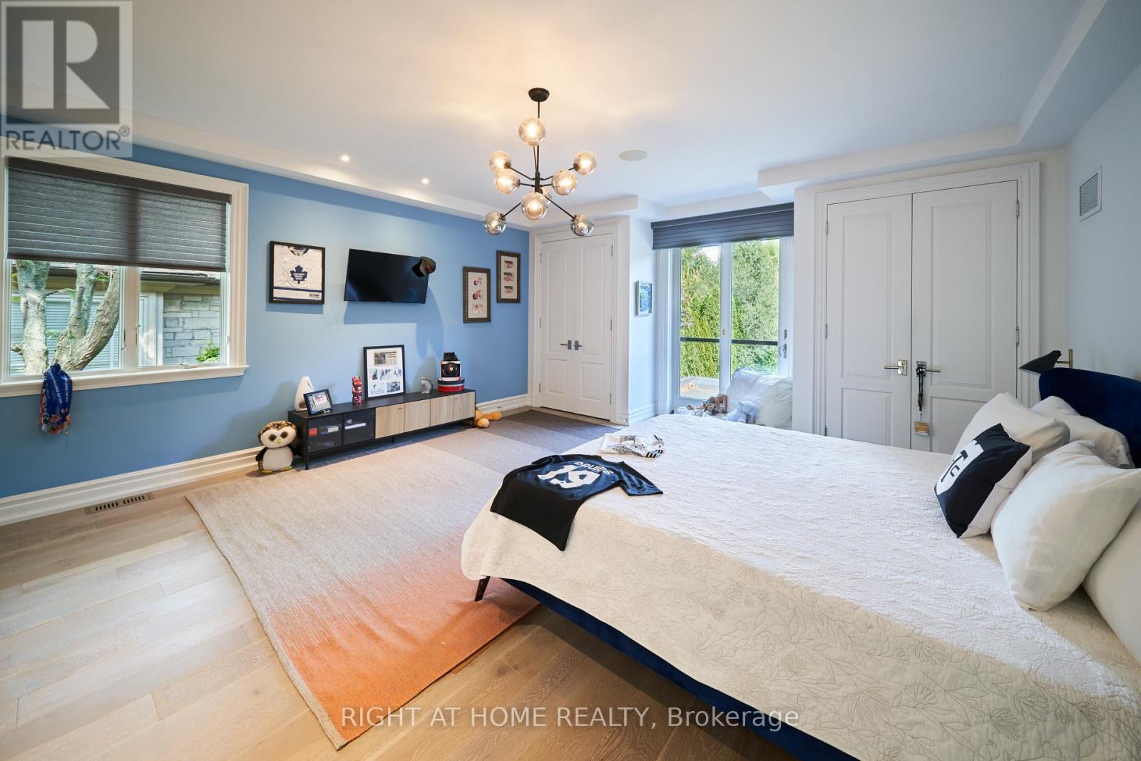 1305 Royal York Road, Toronto, Ontario  M9A 5E6 - Photo 25 - W13422460