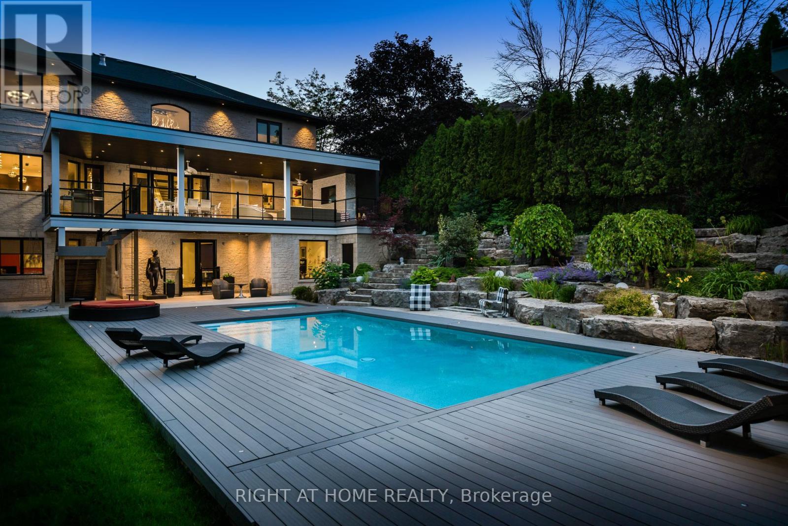1305 Royal York Road, Toronto, Ontario  M9A 5E6 - Photo 4 - W13422460