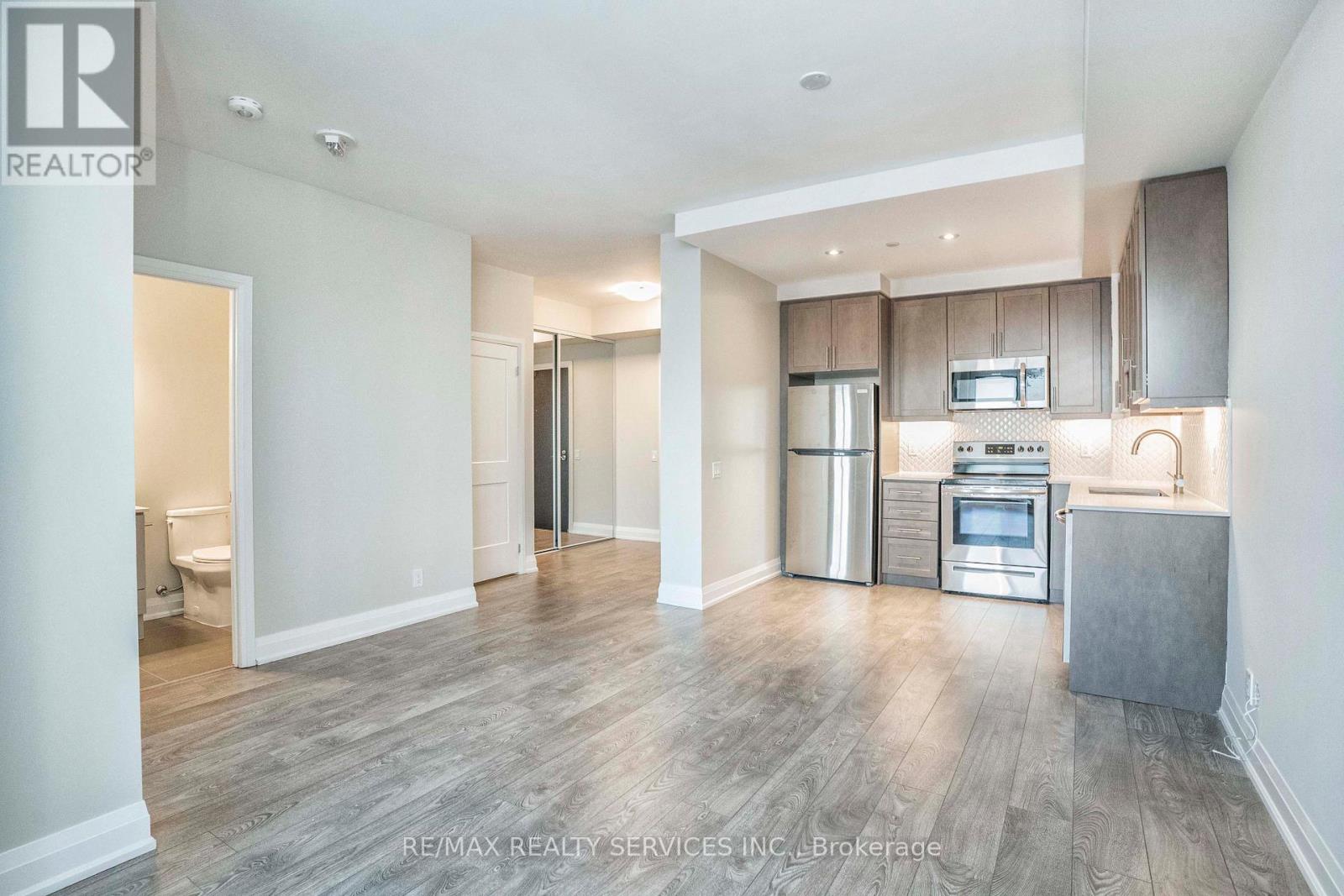 2202 - 15 Lynch Street, Brampton, Ontario  L6W 2Z8 - Photo 8 - W13422464