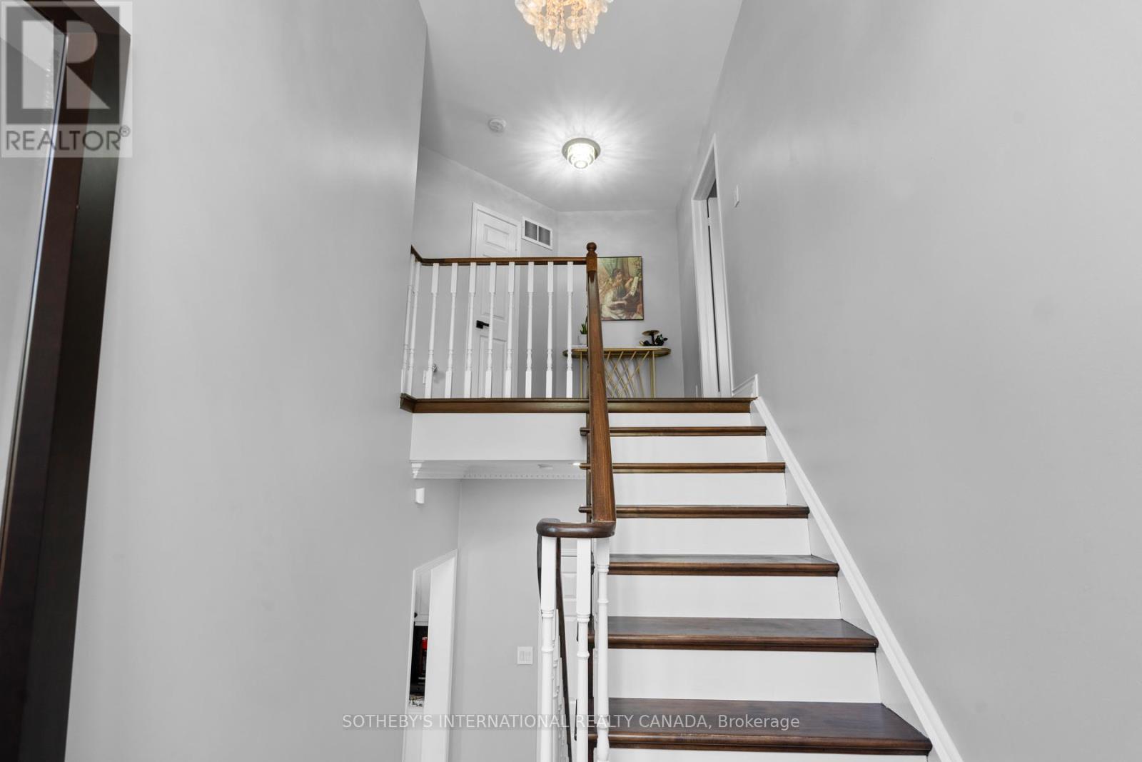 68 Harbourview Crescent, Toronto, Ontario  M8V 4B1 - Photo 25 - W13422552