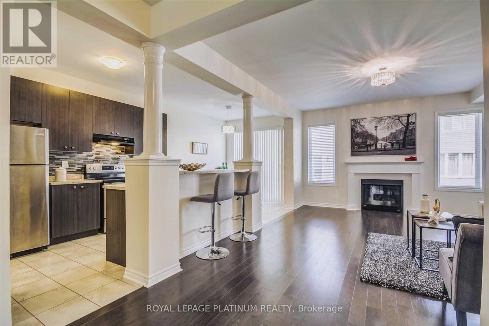 15 Callandar Road, Brampton, Ontario  L7A 4V1 - Photo 5 - W13422576