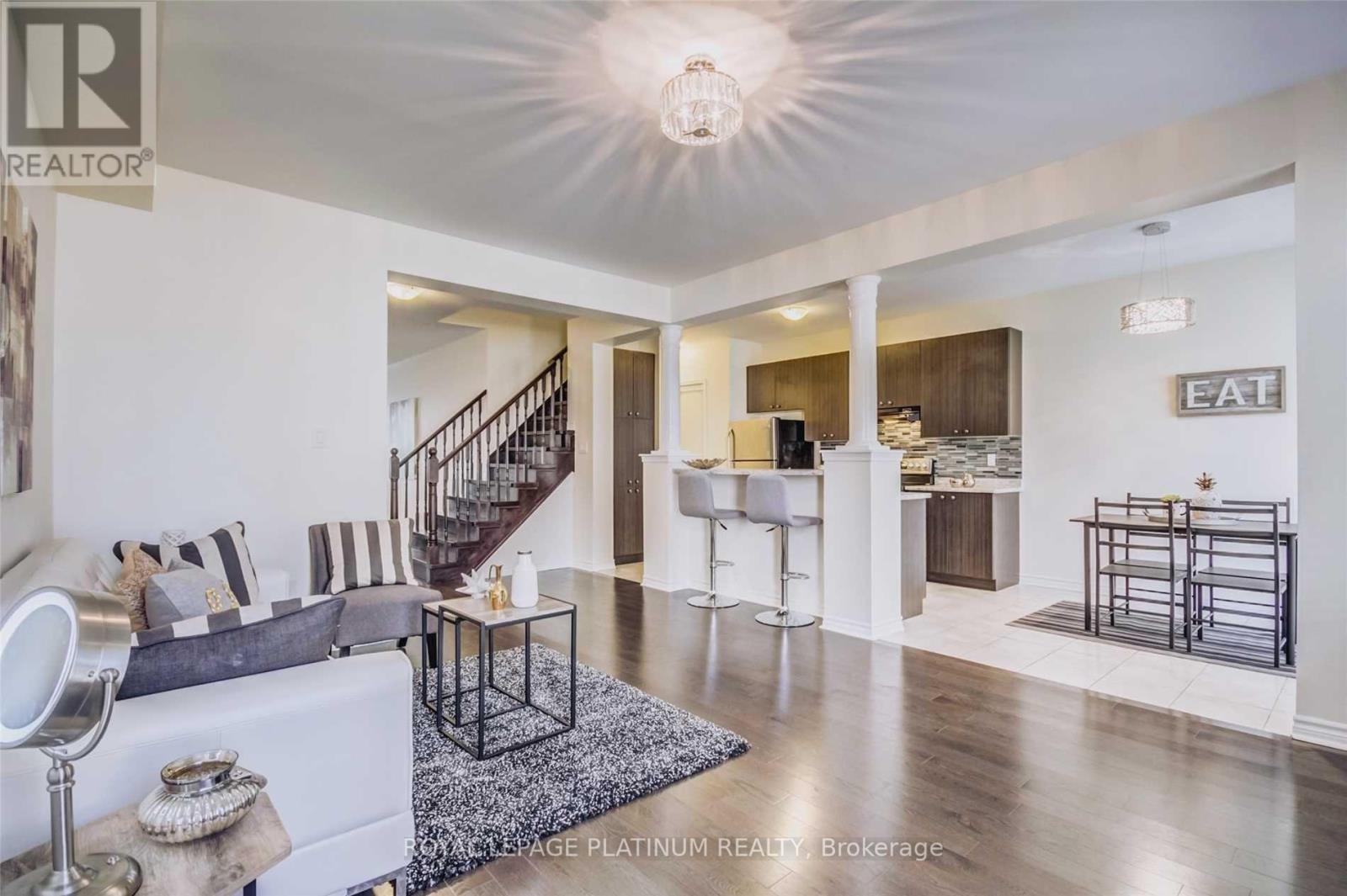 15 Callandar Road, Brampton, Ontario  L7A 4V1 - Photo 7 - W13422576