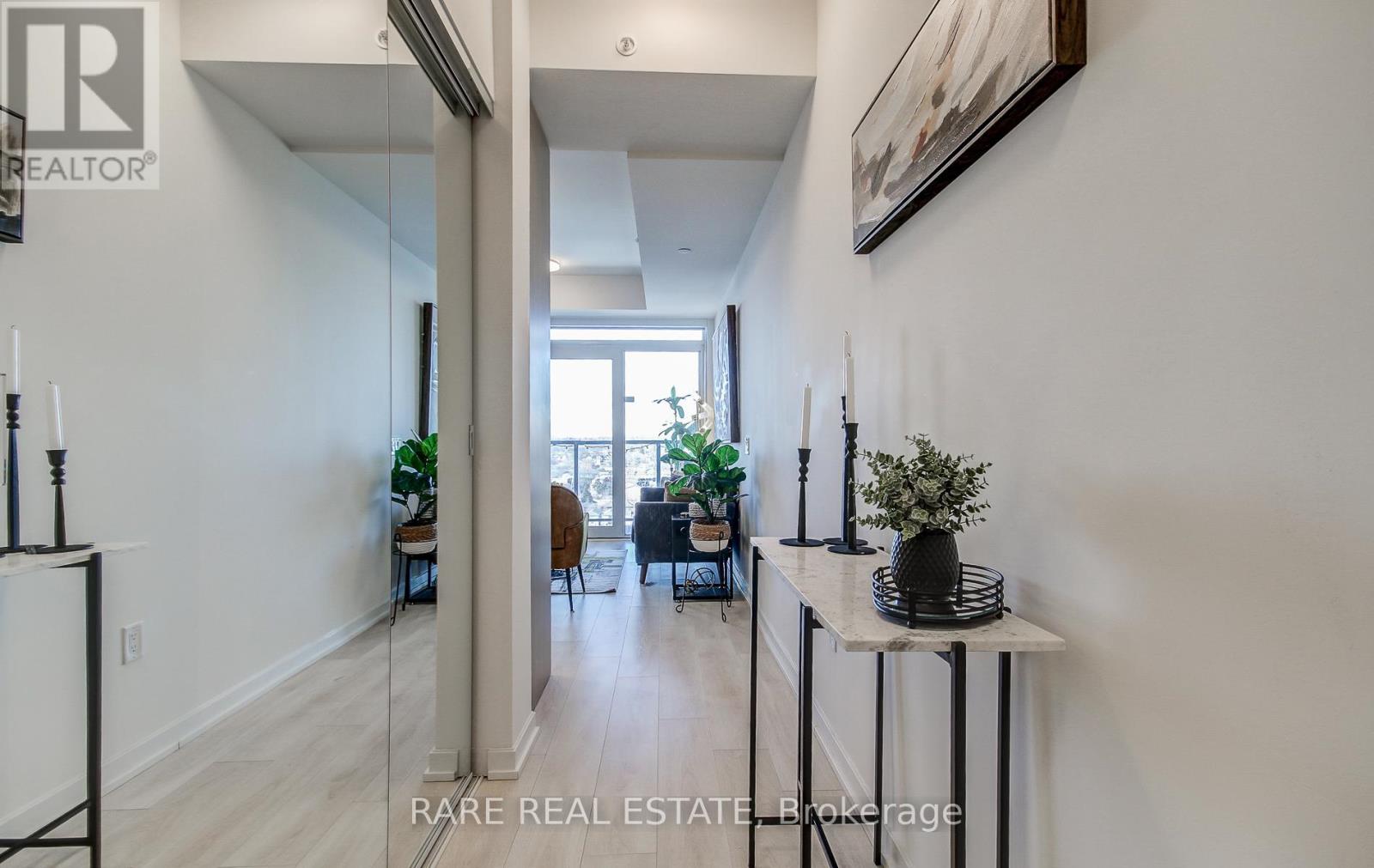 1305 - 1285 Dupont Street, Toronto, Ontario  M6H 0E3 - Photo 3 - W13422580