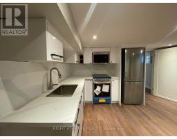 B - 807 DUPONT STREET, Toronto, Ontario
