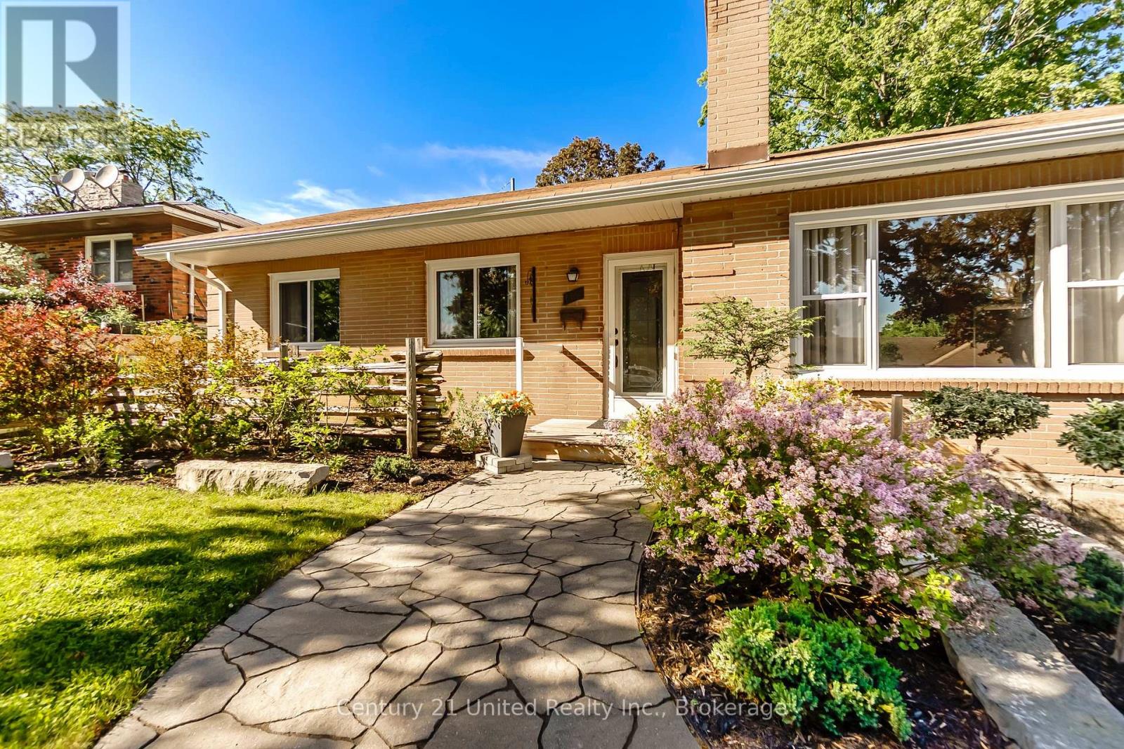 682 Victory Crescent, Peterborough, Ontario  K9J 4T3 - Photo 3 - X13126986