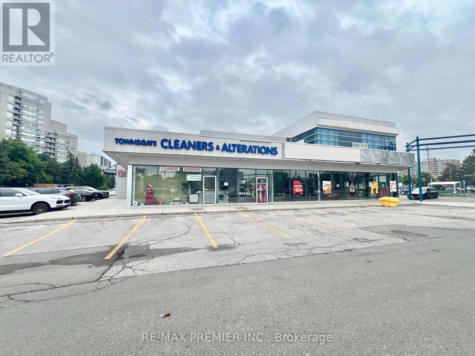 #7 - 7077 BATHURST STREET, Vaughan, Ontario
