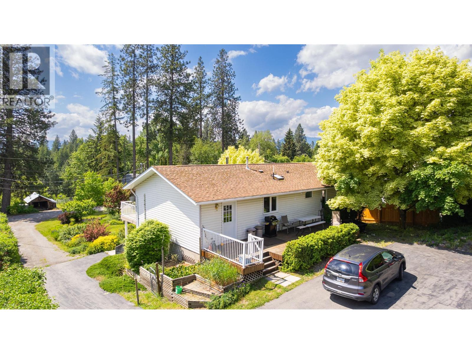 3908 Haskins Road E, Erickson, British Columbia  V0B 1G1 - Photo 3 - 10390496
