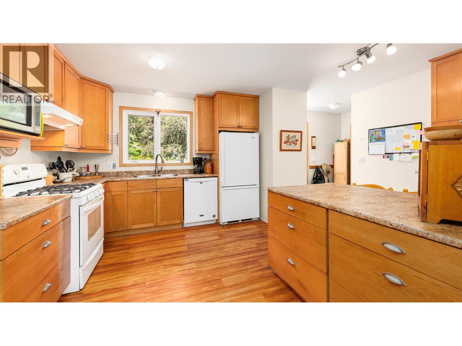 3908 Haskins Road E, Erickson, British Columbia  V0B 1G1 - Photo 4 - 10390496