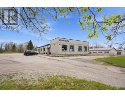 571 BANK STREET, Norfolk, Ontario