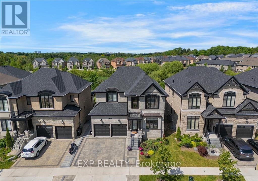 57 HOLLYBROOK TRAIL, Kitchener, Ontario